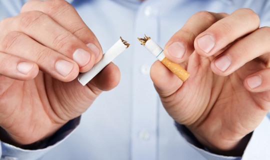 Tabaco y alcohol y enfermedad periodontal